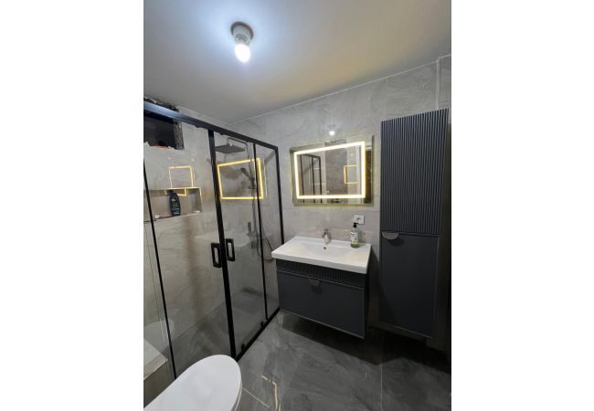 Antrasit Line Banyo Takımı