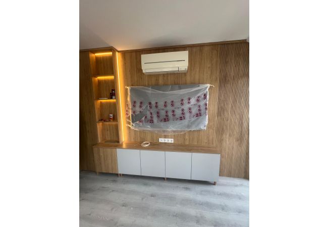 Aura TV Ünitesi
